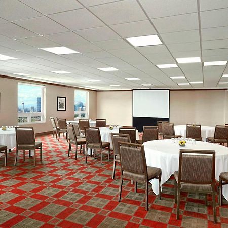 Four Points By Sheraton Calgary Airport מראה חיצוני תמונה